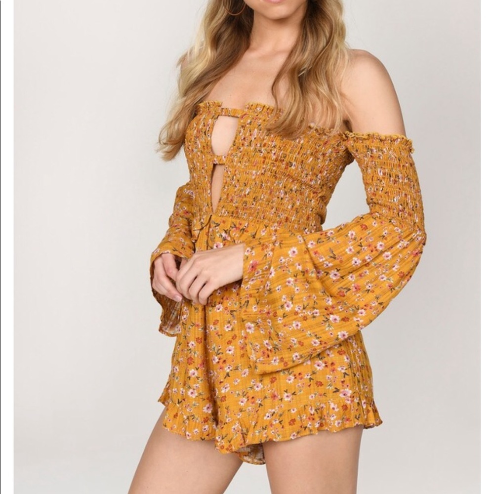 Tobi romper mustard color  size L - Picture 6 of 6